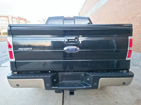 Used 2014 Ford F150 Lariat w/ Equipment Group 501A Mid image 8