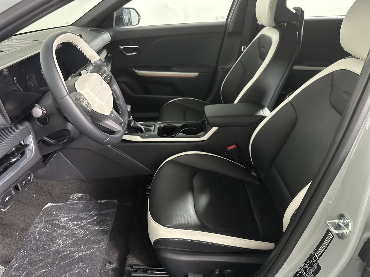 New 2027 Kia K4 GT-Line FWD image 6