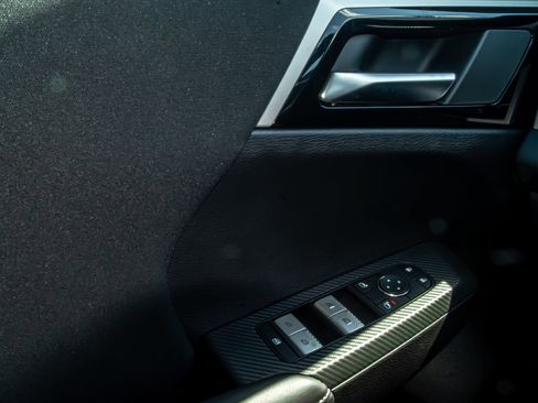 New 2025 Mitsubishi Outlander ES image 22