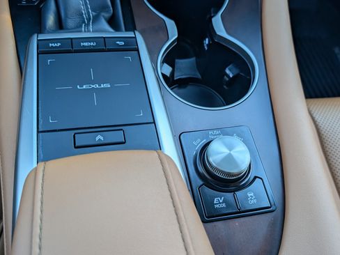 Used 2022 Lexus RX 450h AWD w/ Premium Package image 26