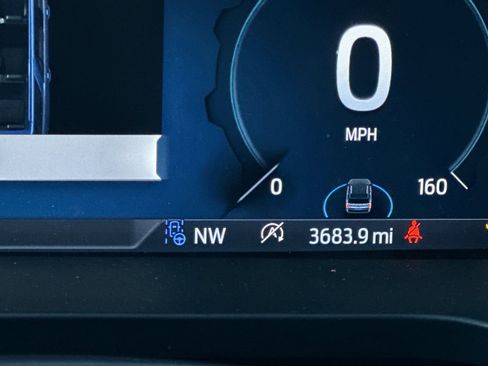 New 2024 Ford Expedition Limited image 31