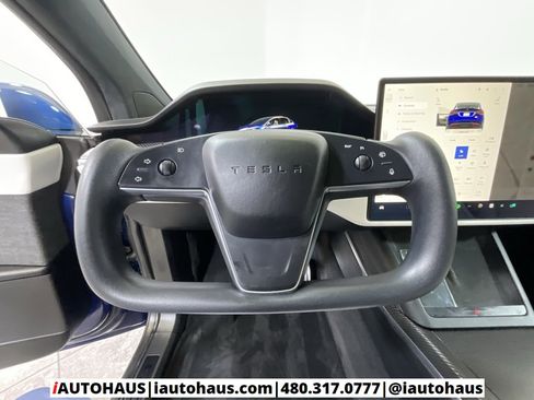 Used 2023 Tesla Model X Plaid image 21