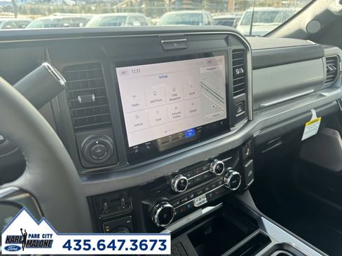 Used 2025 Ford F450 Platinum image 14