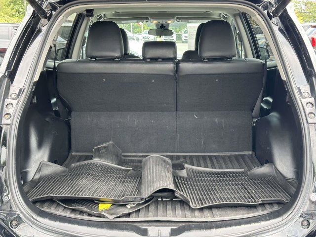Used 2017 Toyota RAV4 XLE AWD/4WD image 12