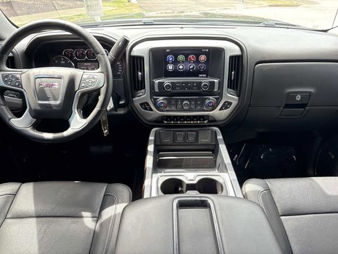 Used 2015 GMC Sierra 1500 SLT w/ SLT Crew Cab Value Package AWD/4WD image 30