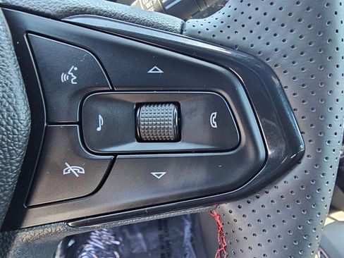 New 2026 Chevrolet Trax RS w/ Sunroof Package FWD image 24