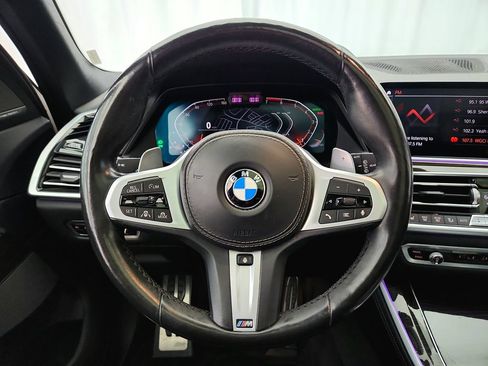 Used 2019 BMW X5 xDrive50i w/ M Sport Package AWD/4WD image 15