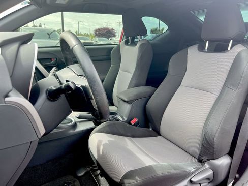 Used 2015 Scion tC FWD image 16