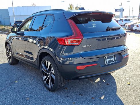 New 2026 Volvo XC40 B5 Ultra w/ Protection Package Premier image 3