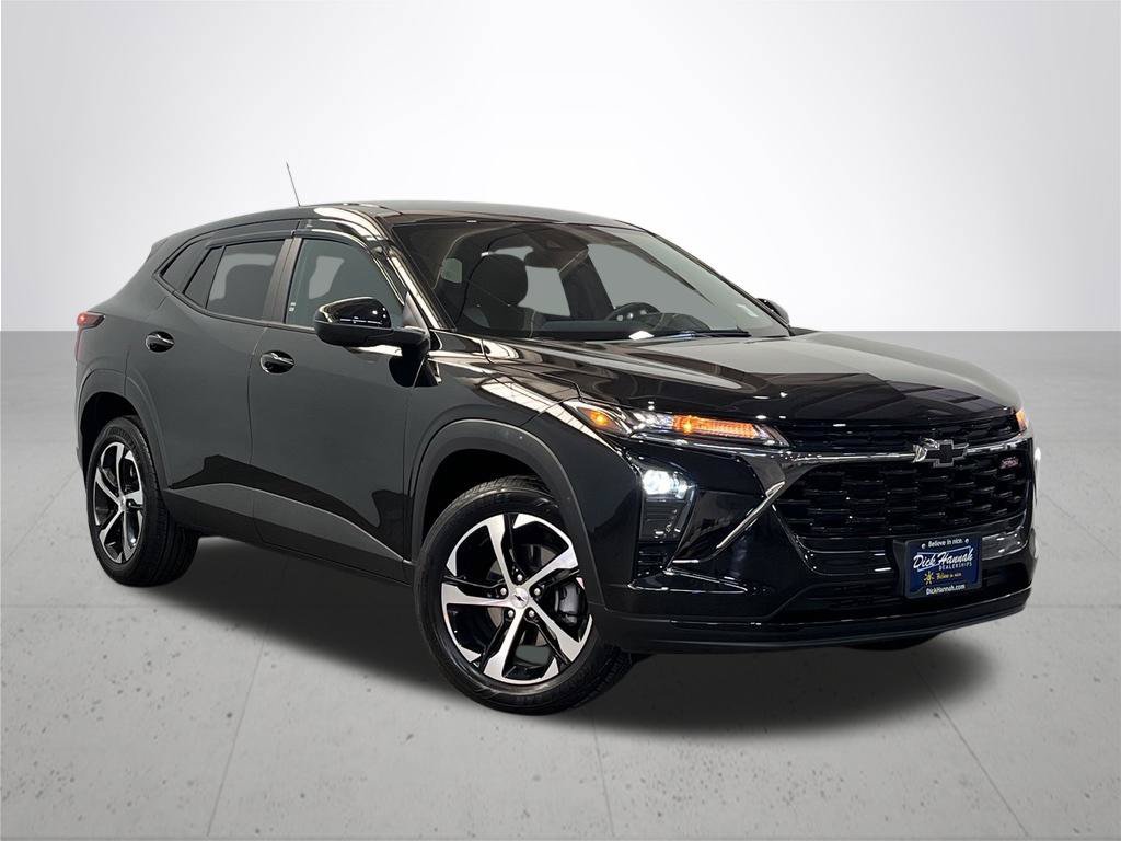 Certified 2025 Chevrolet Trax RS w/ Driver Confidence Package FWD image 7