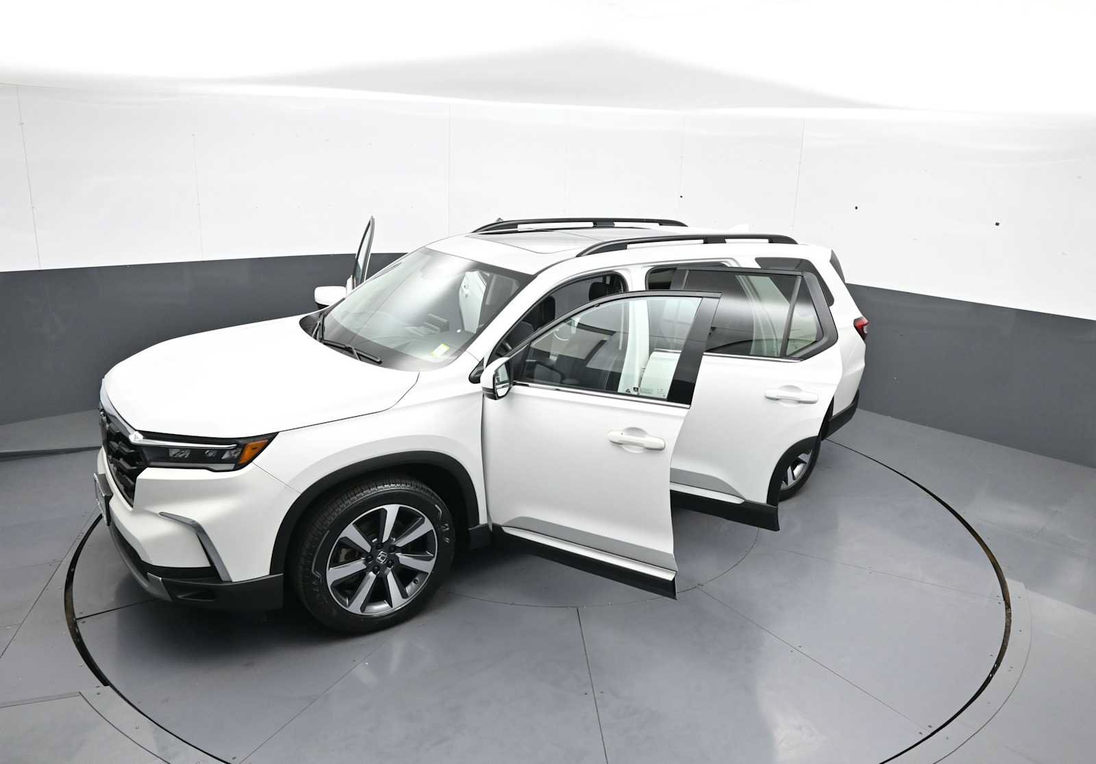 Certified 2023 Honda Pilot Elite image 47
