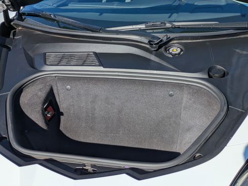 Used 2020 Chevrolet Corvette Stingray Preferred Cpe w/ 2LT Preferred Equipment Group image 31