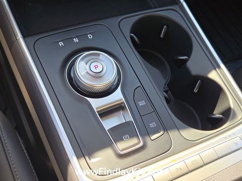 New 2026 Kia Carnival LXS FWD image 20