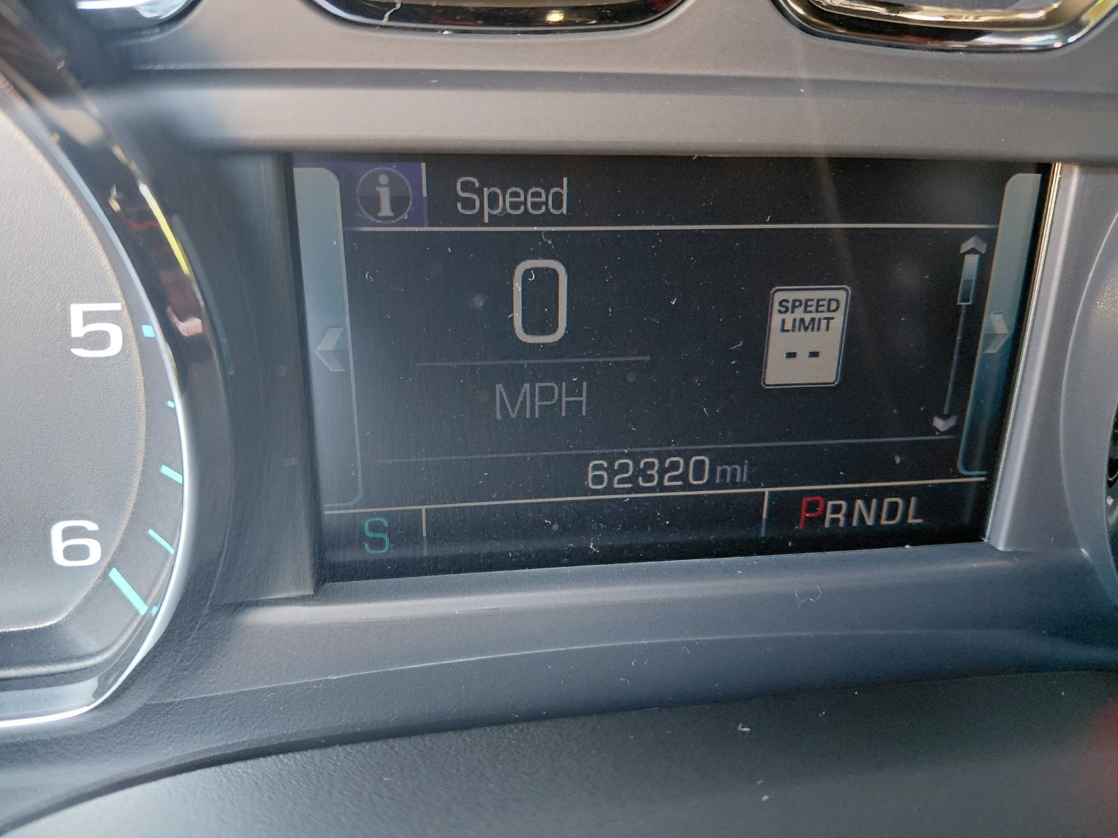 Used 2018 GMC Yukon SLT w/ Premium Edition AWD/4WD image 8