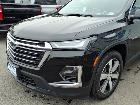 Certified 2023 Chevrolet Traverse LT w/ LT Premium Package AWD/4WD image 7