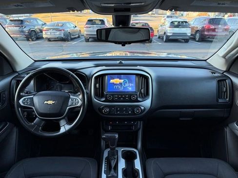 Used 2015 Chevrolet Colorado LT w/ LT Convenience Package image 18