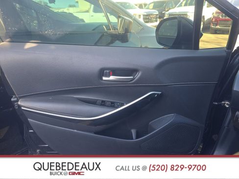 Used 2019 Toyota Corolla XSE image 9