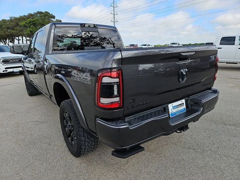 Used 2021 RAM 2500 Limited image 5