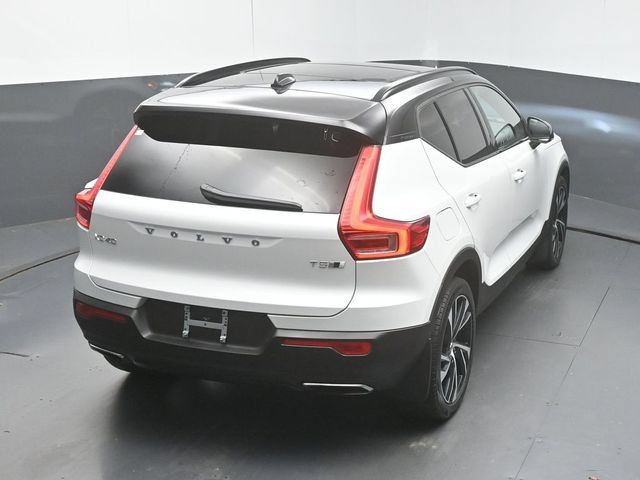 Used 2020 Volvo XC40 T5 R-Design w/ Protection Package AWD/4WD image 47