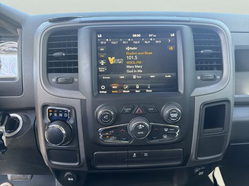 Used 2020 RAM 1500 Express w/ Express Value Package RWD image 13