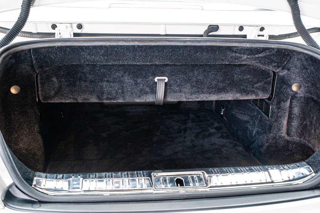 Used 2016 Rolls-Royce Dawn RWD image 50