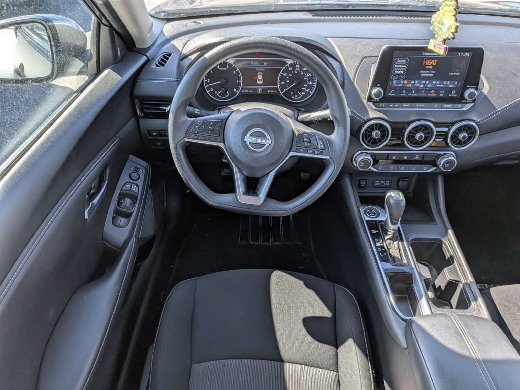 Used 2025 Nissan Sentra SV FWD image 12