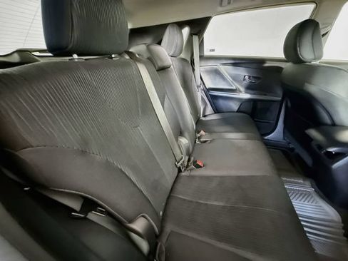 Used 2014 Toyota Venza LE AWD/4WD image 23