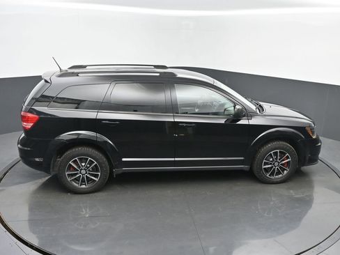 Used 2017 Dodge Journey SE w/ Flexible Seating Group image 44