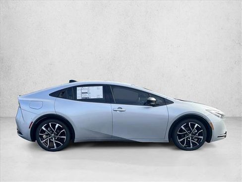 New 2026 Toyota Prius Plug-In Hybrid image 10