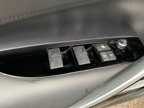 Used 2020 Toyota Corolla XSE w/ Carpet Mat Package (TMS) image 13