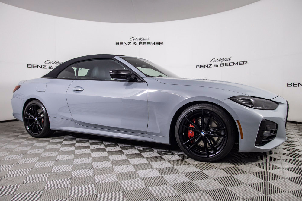 Used 2023 BMW 430i Convertible w/ M Sport Package RWD image 2