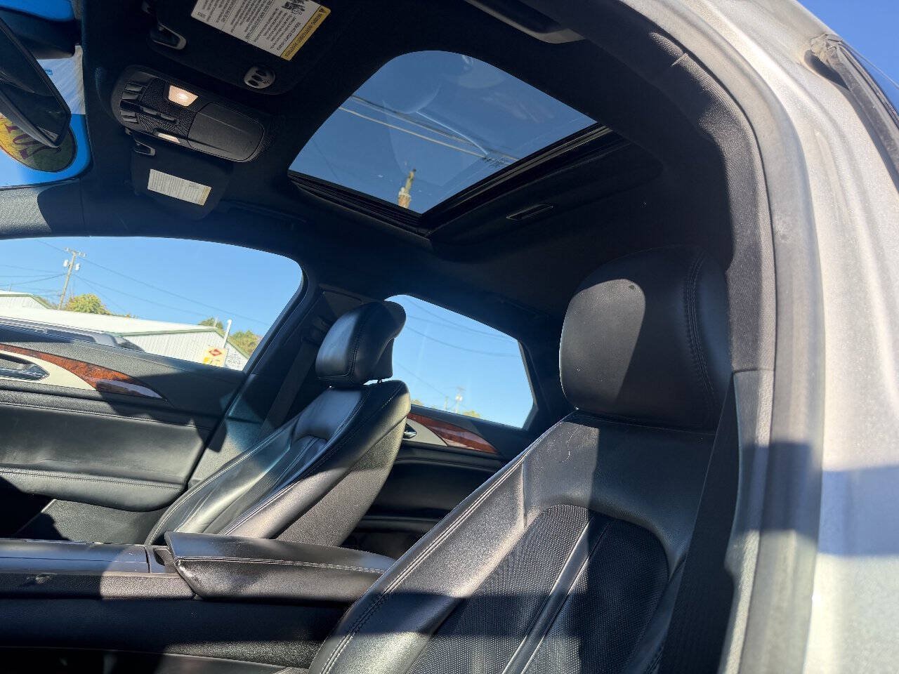 Used 2017 Lincoln MKZ Reserve w/ Technology Package FWD image 10