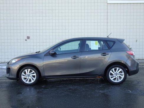 Used 2013 MAZDA MAZDA3 i Touring image 4