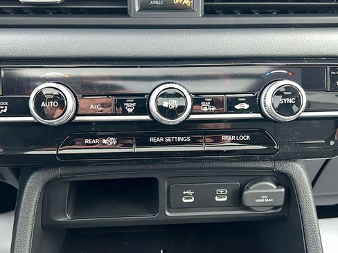 New 2026 Honda Pilot Touring image 28