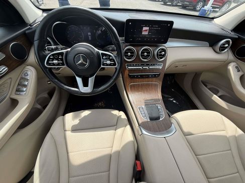 Used 2022 Mercedes-Benz GLC 300 4MATIC image 7