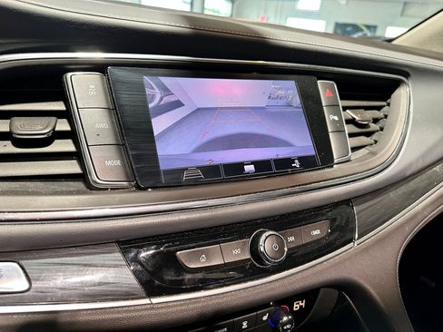 Used 2020 Buick Enclave Essence w/ Sport Touring Edition AWD/4WD image 10