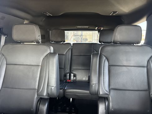 Used 2023 GMC Yukon Denali AWD/4WD image 12