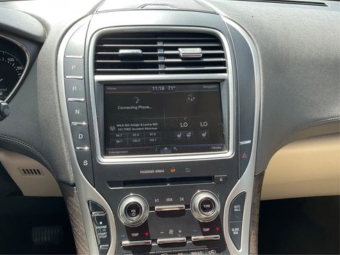 Used 2016 Lincoln MKX Select w/ Select Plus Package FWD image 13