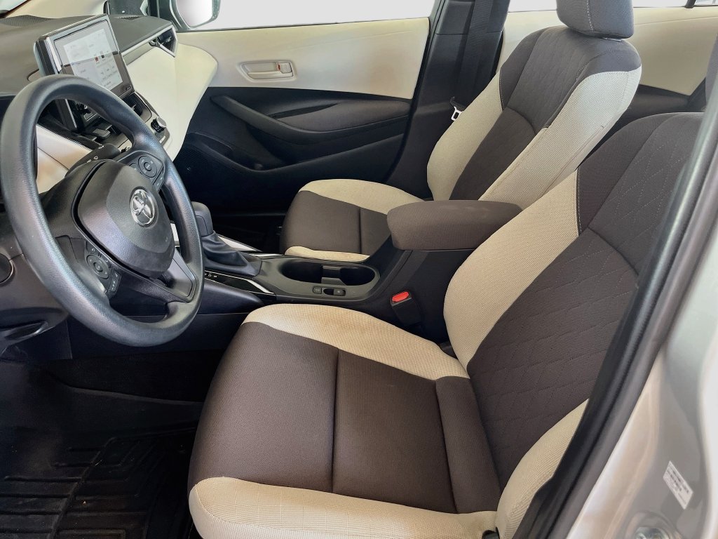 Used 2026 Toyota Corolla LE FWD image 19