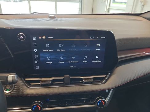 Used 2025 Chevrolet Equinox RS w/ Convenience Package III FWD image 16