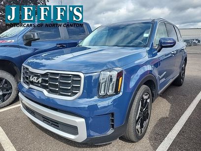 Used 2025 Kia Telluride S