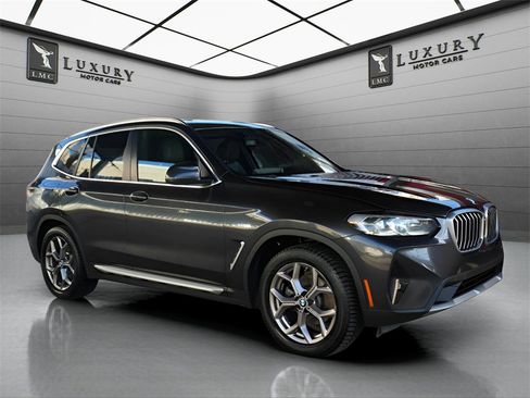 Used 2022 BMW X3 xDrive30i w/ Premium Package 2 image 1