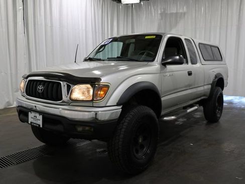 Used 2001 Toyota Tacoma 4x4 Xtracab w/ SR5 Pkg w/ Chrome Pkg image 7