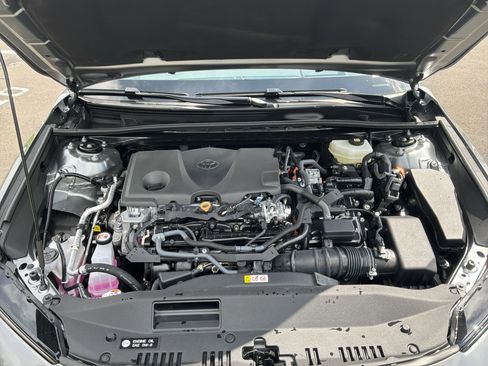 Used 2025 Toyota Camry XLE w/ Premium Plus Package FWD image 34
