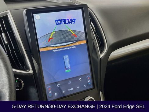 Certified 2024 Ford Edge SEL w/ Convenience Package AWD/4WD image 21