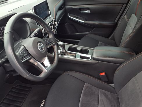 Used 2023 Nissan Sentra SR w/ Trunk Package image 16