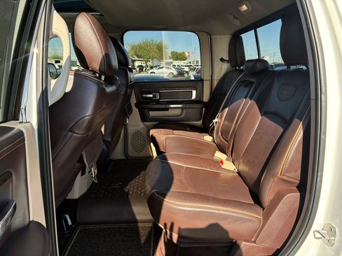 Used 2014 RAM 2500 Longhorn w/ Convenience Group AWD/4WD image 20