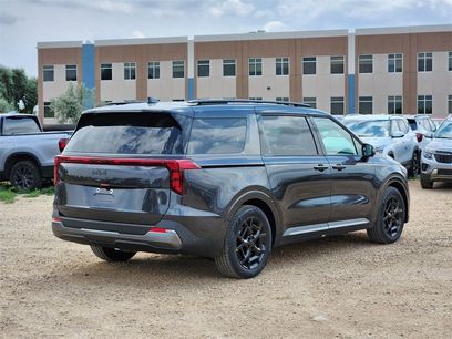 New 2026 Kia Carnival SX w/ SX Dark Edition Package