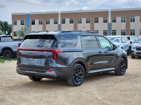 New 2026 Kia Carnival SX w/ SX Dark Edition Package image 3