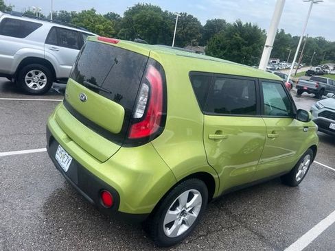 Used 2018 Kia Soul FWD image 7